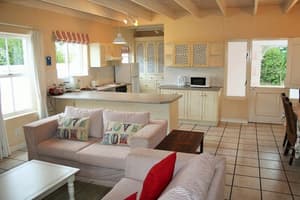 thumbnail: Living area