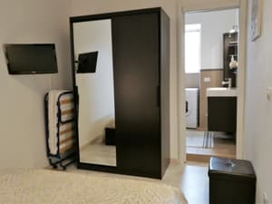 thumbnail: Room amenity