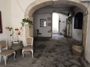 thumbnail: Property entrance