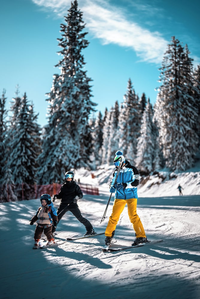 Skiing