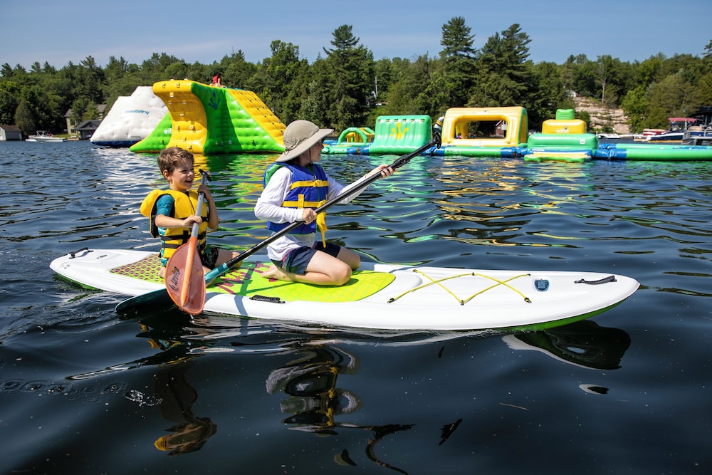 Surfing/boogie boarding