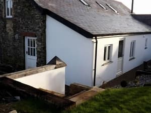 thumbnail: Exterior