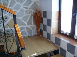 thumbnail: Interior detail