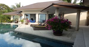 thumbnail: Outdoor pool