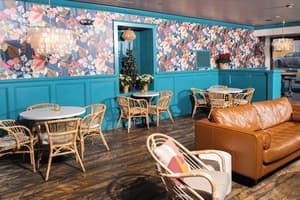 thumbnail: Bar (on property)