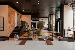 thumbnail: Bar (on property)
