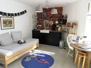 thumbnail: In-room dining