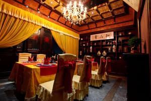 thumbnail: Dining