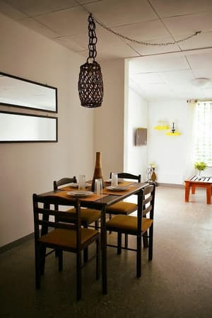 thumbnail: In-room dining