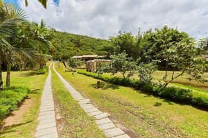 thumbnail: Exterior