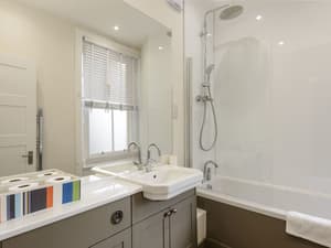 thumbnail: Interior