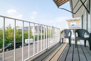 thumbnail: Balcony