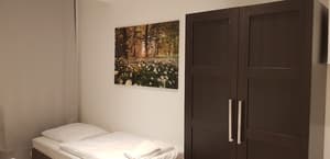 thumbnail: Front of property
