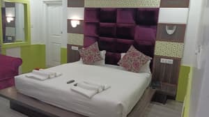 thumbnail: Room