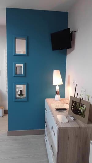 thumbnail: Room amenity