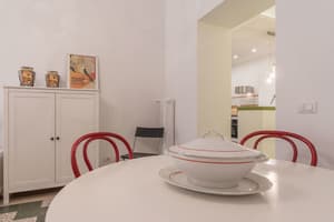 thumbnail: In-room dining
