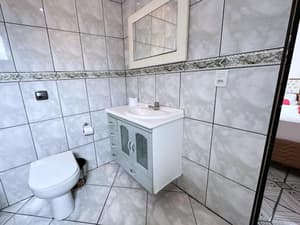 thumbnail: 640375846.jpg