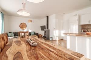 thumbnail: In-room dining