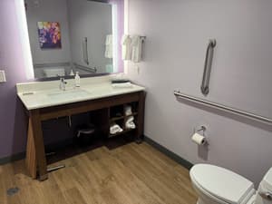thumbnail: Bathroom