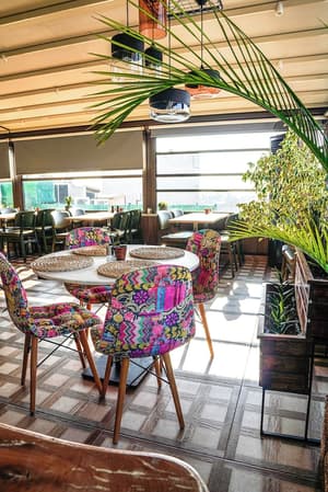 thumbnail: Restaurant