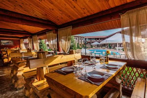 thumbnail: Breakfast area