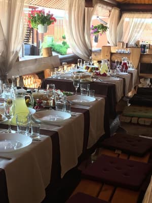 thumbnail: Restaurant