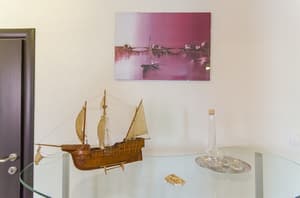 thumbnail: Interior detail
