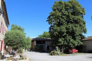 thumbnail: Exterior