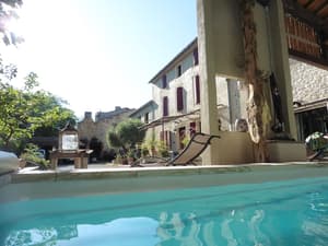 thumbnail: Terrace/patio