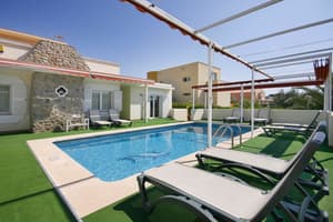 thumbnail: Outdoor pool