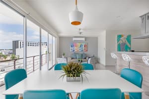 thumbnail: Dining room