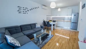 thumbnail: Living area
