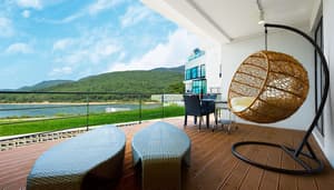 thumbnail: Terrace/patio