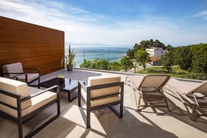 thumbnail: Balcony