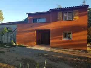 thumbnail: Front of property