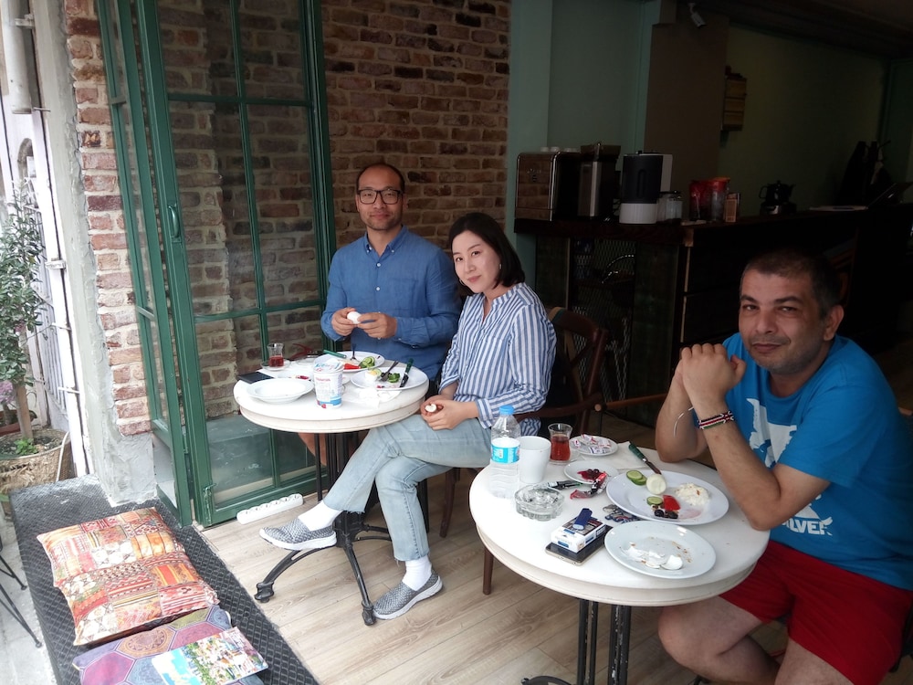 Cafe
