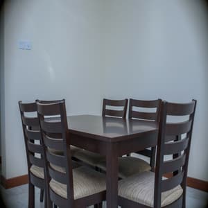 thumbnail: Breakfast area
