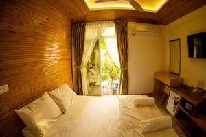 thumbnail: Room
