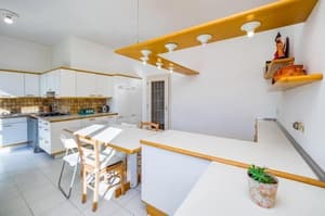 thumbnail: In-room dining