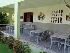 thumbnail: Outdoor dining