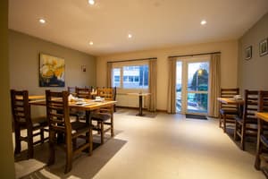 thumbnail: Breakfast area