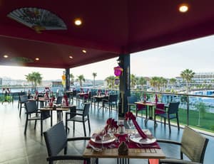 thumbnail: Restaurant