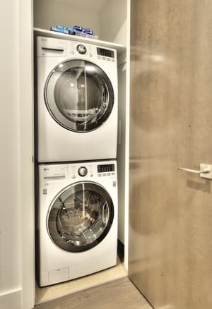 thumbnail: Laundry