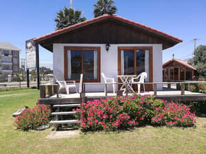 thumbnail: Front of property