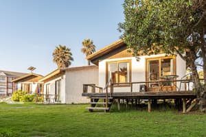 thumbnail: Front of property