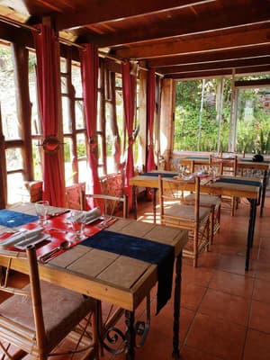 thumbnail: Restaurant