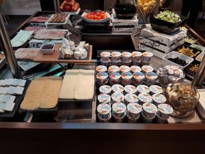 thumbnail: Breakfast meal