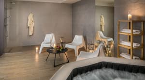 thumbnail: Private spa tub