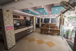 thumbnail: Restaurant