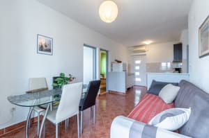 thumbnail: In-room dining
